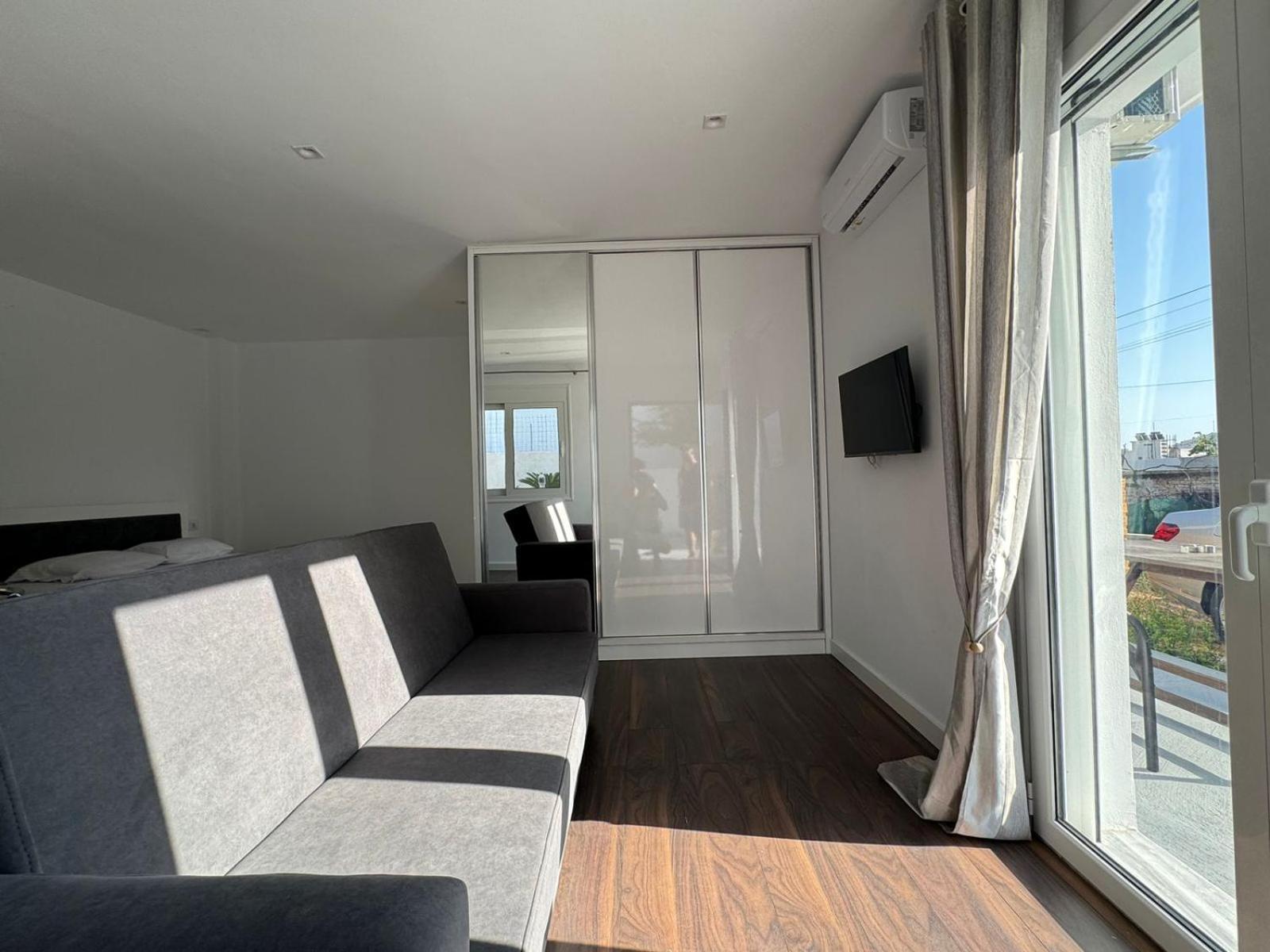 Sulozeqi Apartments Ksamil Ngoại thất bức ảnh