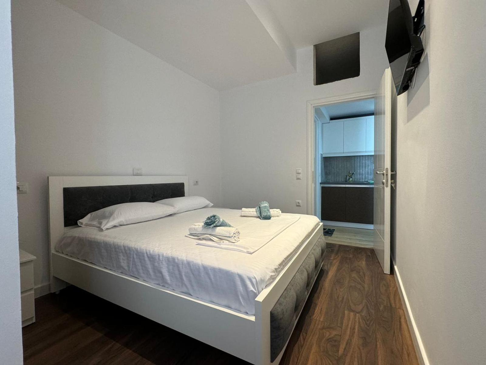 Sulozeqi Apartments Ksamil Ngoại thất bức ảnh
