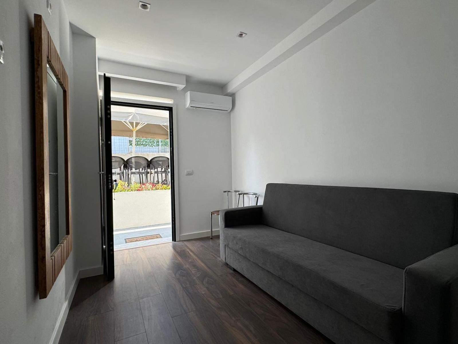 Sulozeqi Apartments Ksamil Ngoại thất bức ảnh